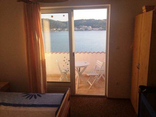 Apartman Supetarska Draga Apartment Екстериор снимка